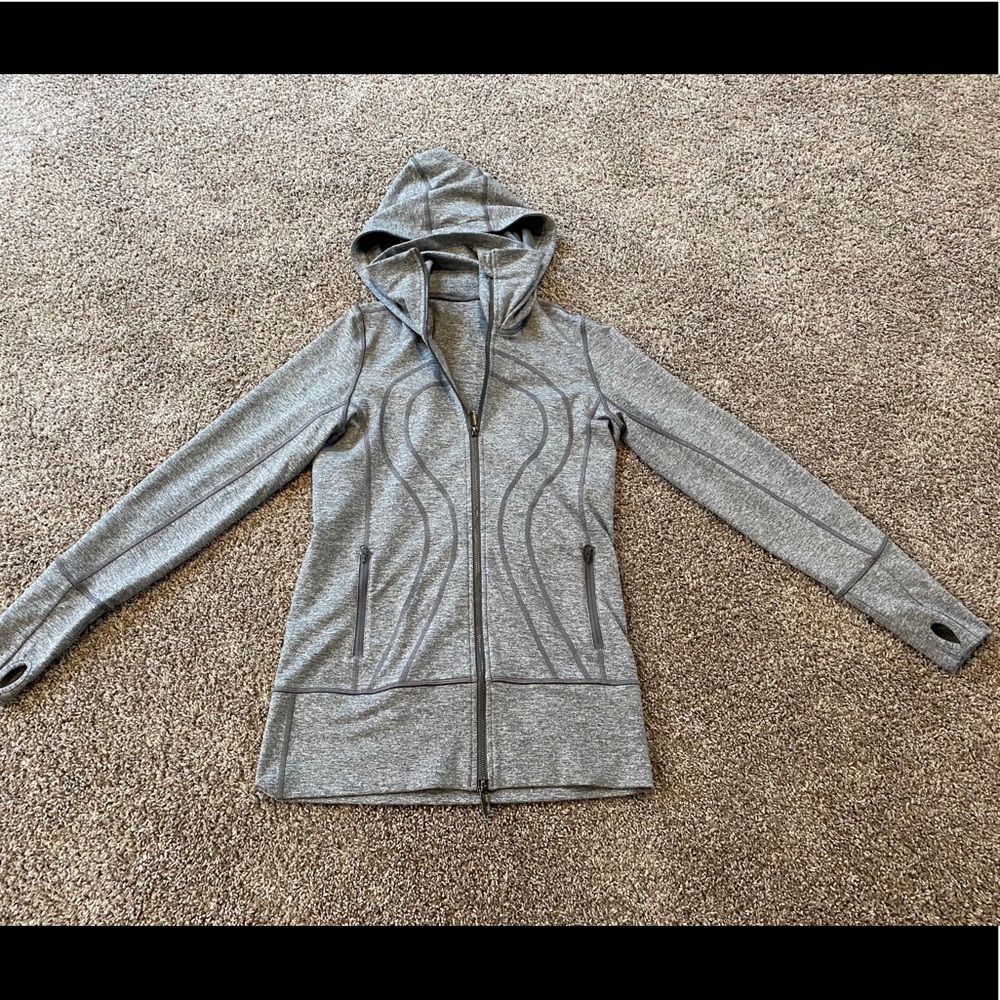 Lululemon jacket in a heather gray color